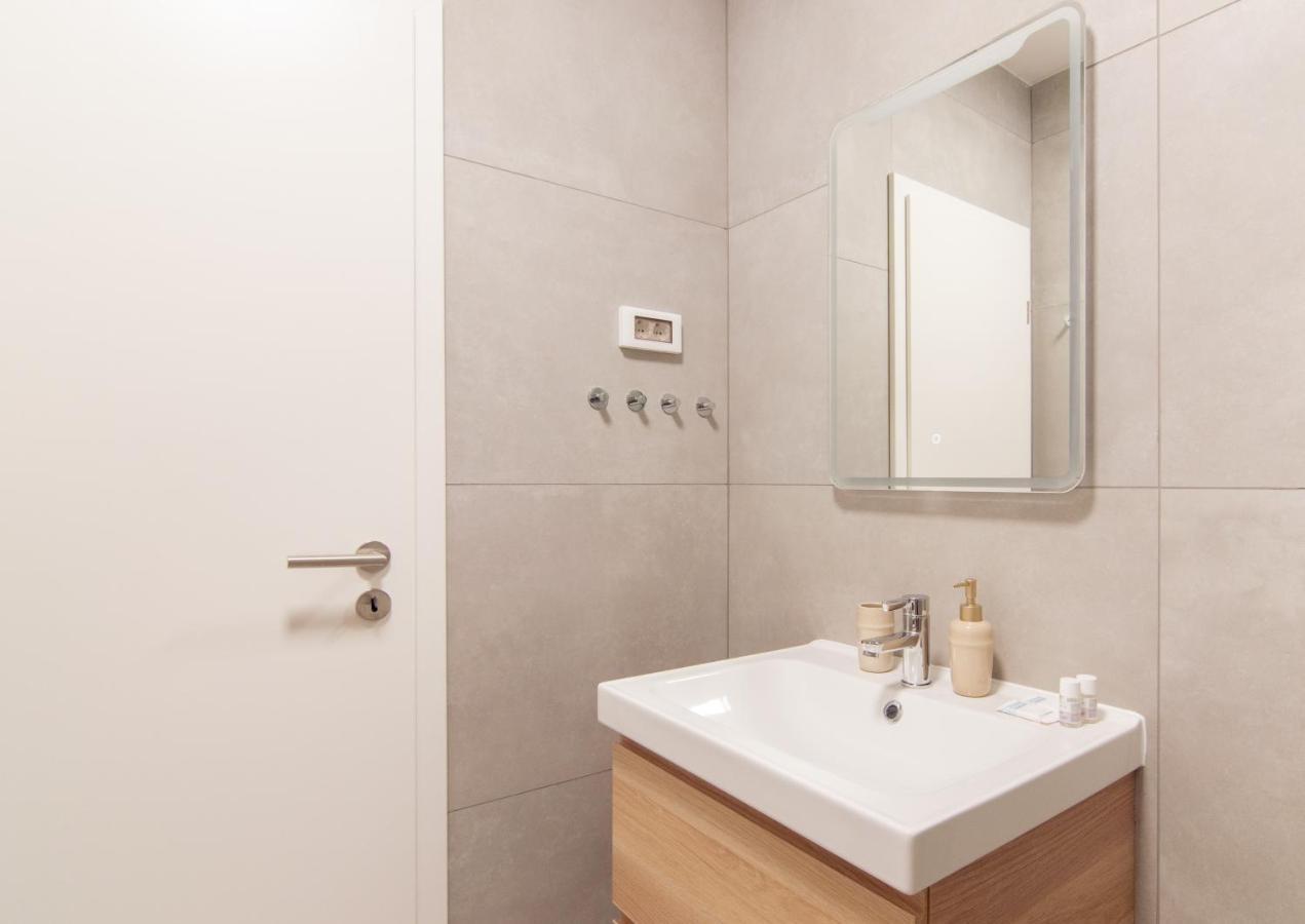 The Rose Garden Apartments Portorož Extérieur photo