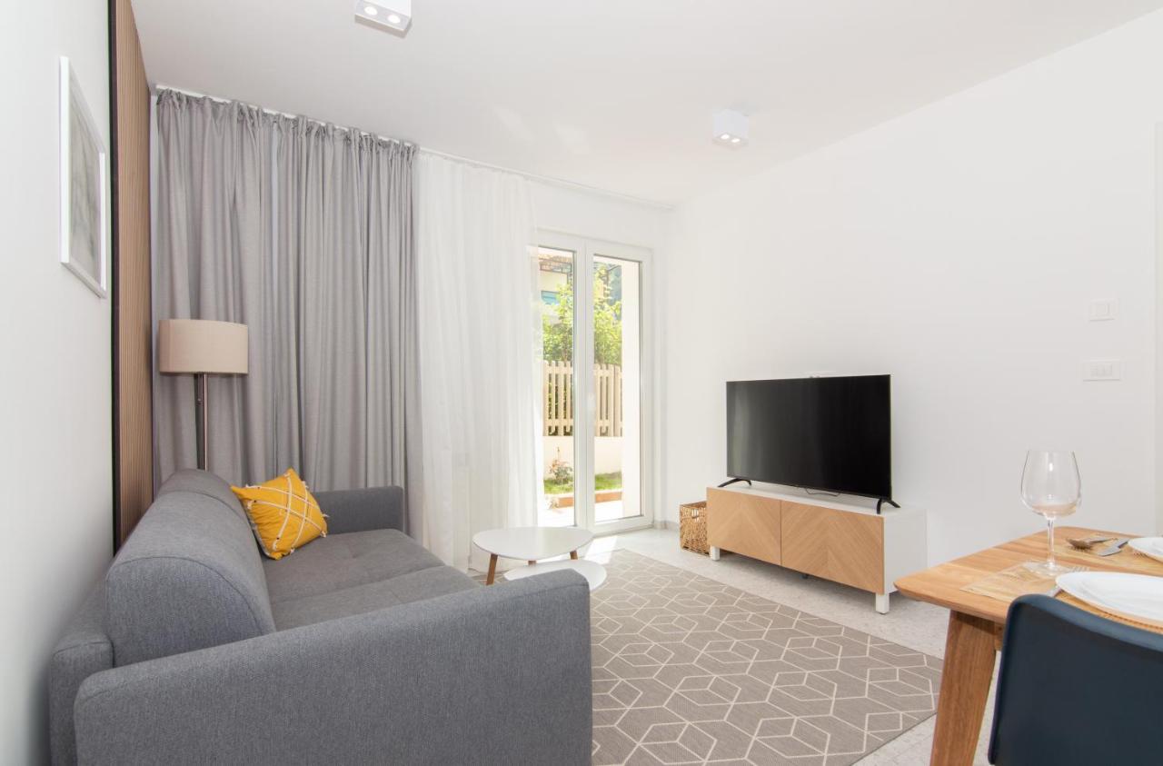 The Rose Garden Apartments Portorož Extérieur photo
