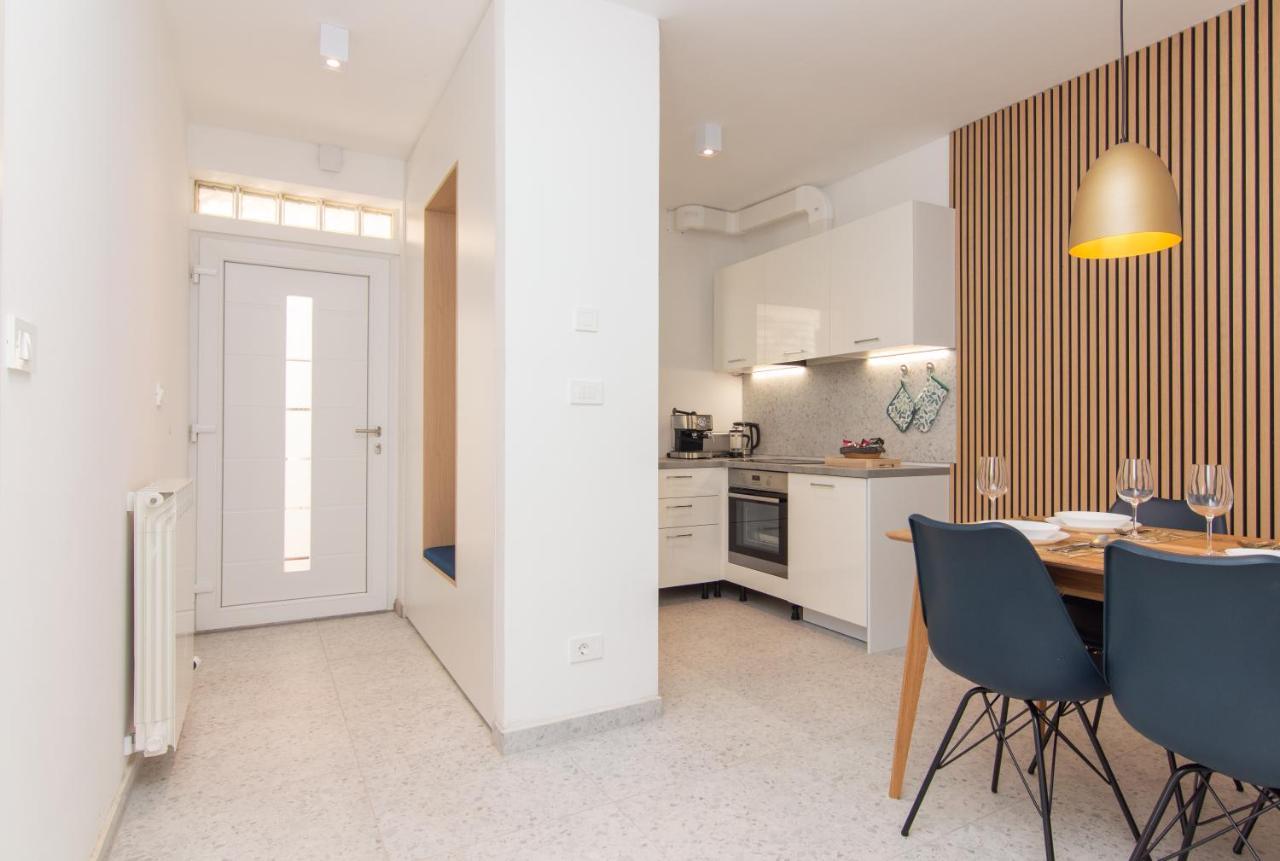 The Rose Garden Apartments Portorož Extérieur photo